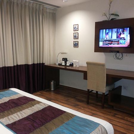 La Sagrita Hotel New Delhi Værelse billede