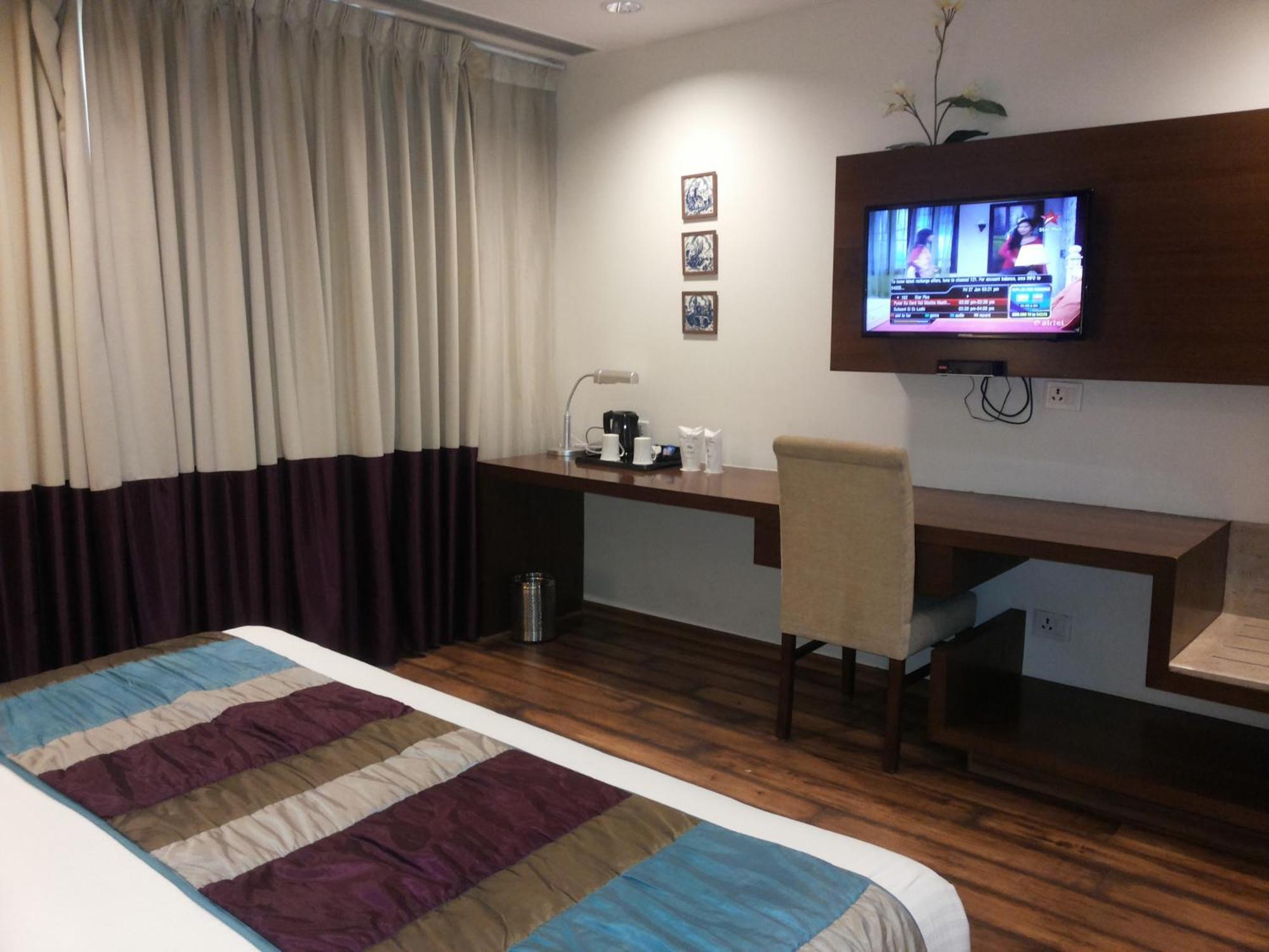 La Sagrita Hotel New Delhi Værelse billede