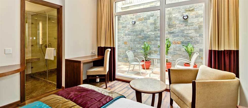 La Sagrita Hotel New Delhi Eksteriør billede