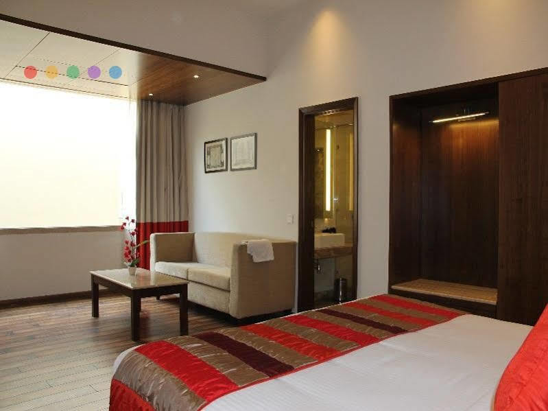 La Sagrita Hotel New Delhi Eksteriør billede